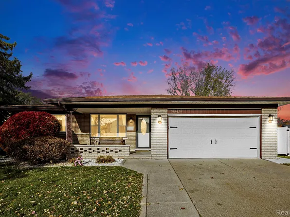 30680 Manor Dr, Madison Heights, MI 48071