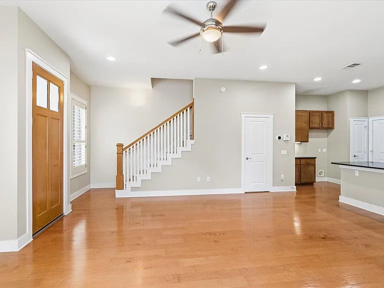 2520 Bluebonnet Ln #40 — Photo 12