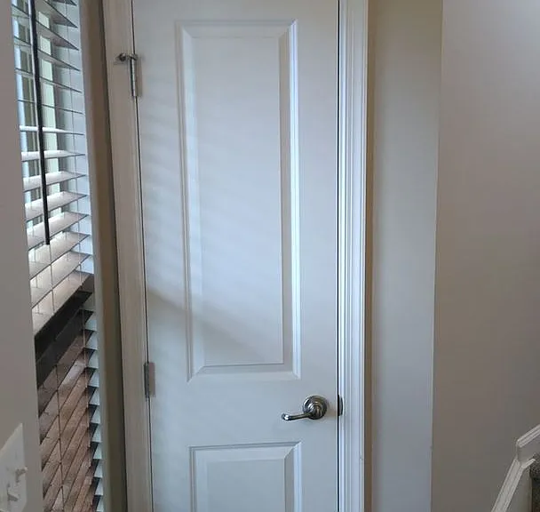 206 Park Meadows Dr — Photo 3