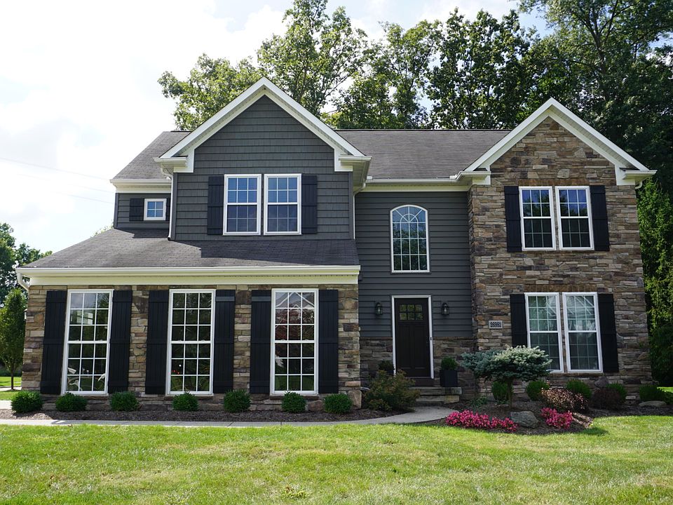 1st image of 26981 Waterside Dr
