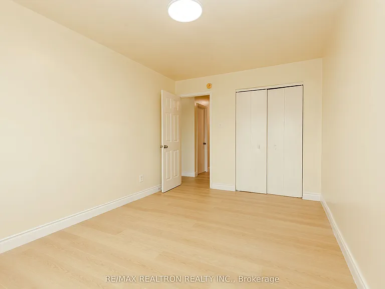 975 Albion Rd #975A — Photo 21