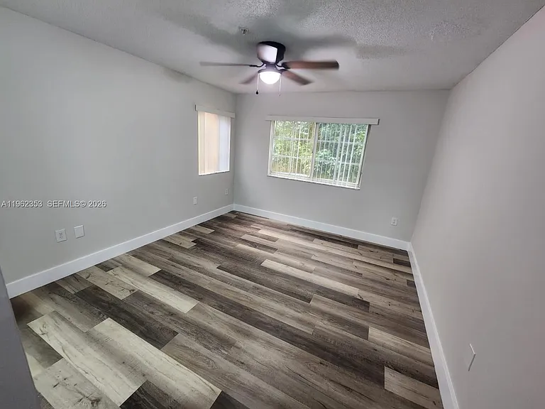 4828 N State Rd #8304 — Photo 7