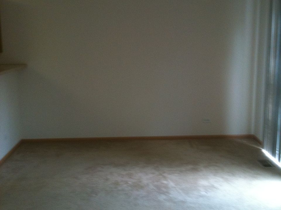 dining room view from livingroom