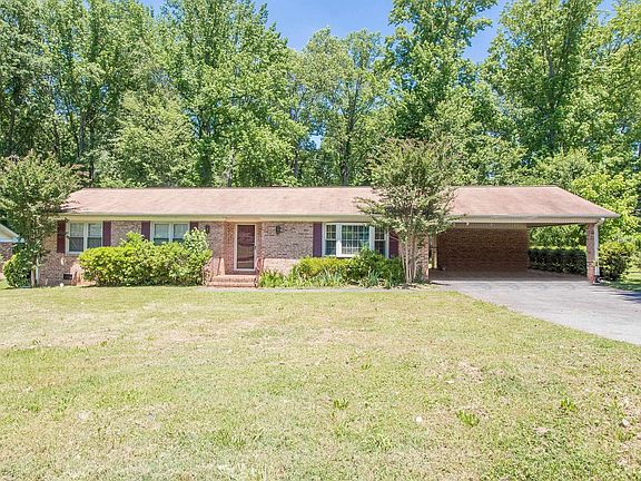 2nd image of 631 Pine Hill Dr