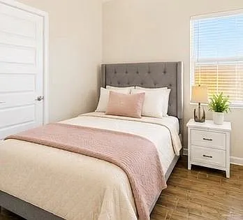 2 bed, 2.0 bath, 937 sqft, $1,600 — Photo 4