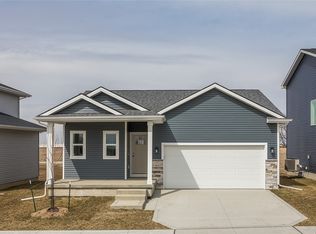 1831 Ashwood Ave, Norwalk, IA 50211