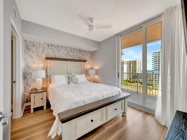 3020 NE 32nd Ave #1017 — Photo 7