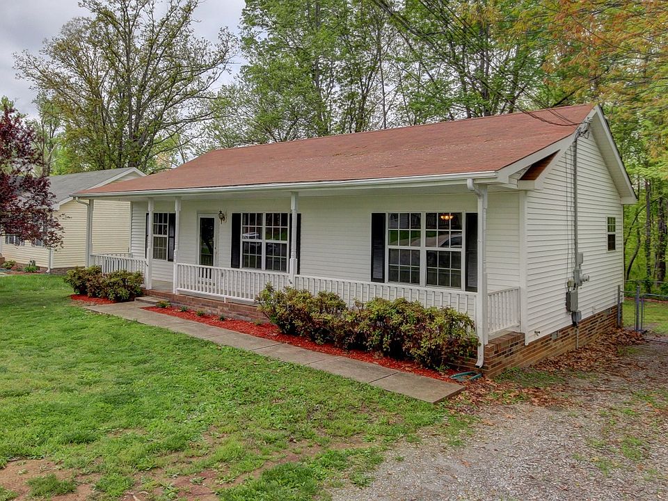 1st image of 586 Garnet Dr
