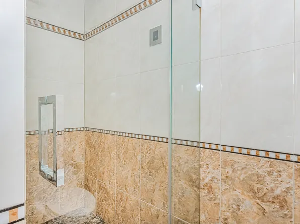 3116 Emmons Avenue image 16 of 26