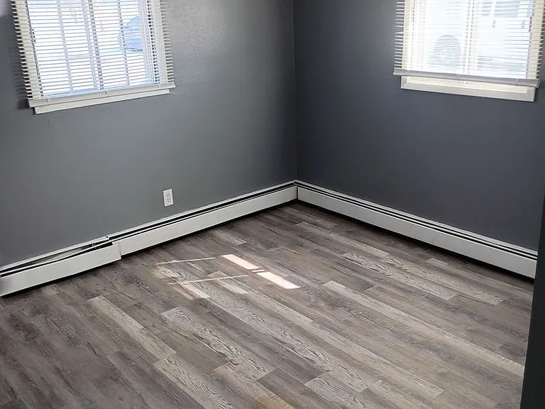 Oak Apartments in Kenosha — Photo 16