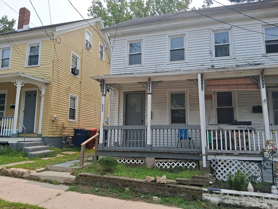 213 Cohansey St