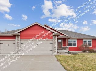 307 35th St SW, Altoona, IA 50009