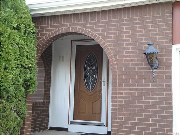 2nd image of 4691 Kingswood Ln