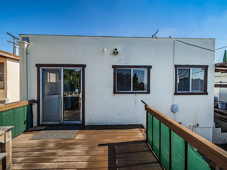 2576 Violet St — Photo 23