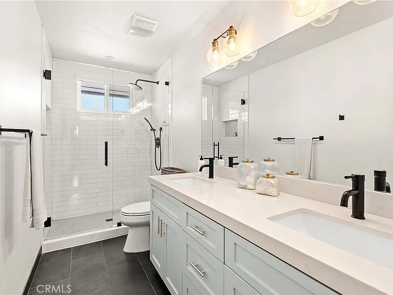 24701 Nympha Dr — Photo 53
