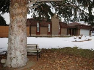 2147 Stream View Dr, Cottonwood Heights, UT 84093