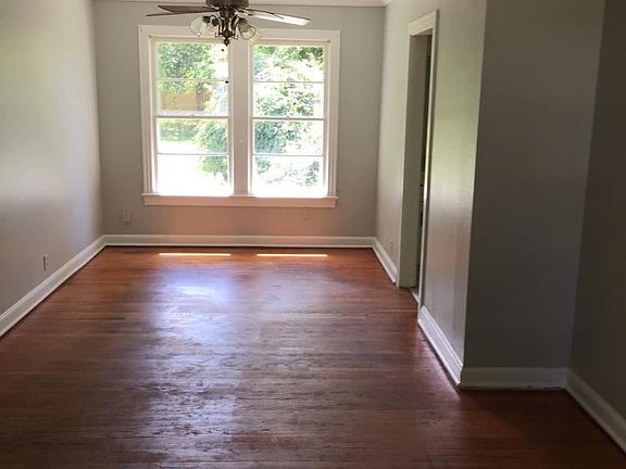 2nd image of 3201 Wagner St