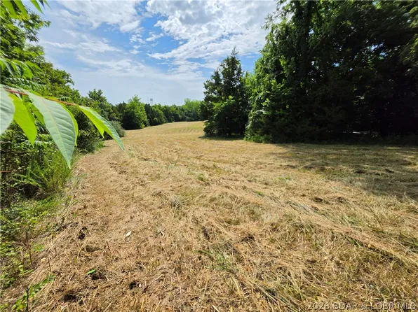 Robin Ln #15, Warsaw, MO 65355
