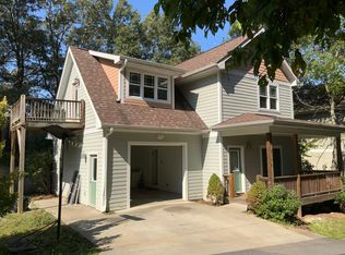 2 Cottage Ct, Asheville, NC 28801