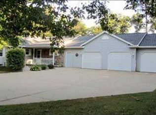 5461 Glenwood Ave, Stevens Point, WI 54482