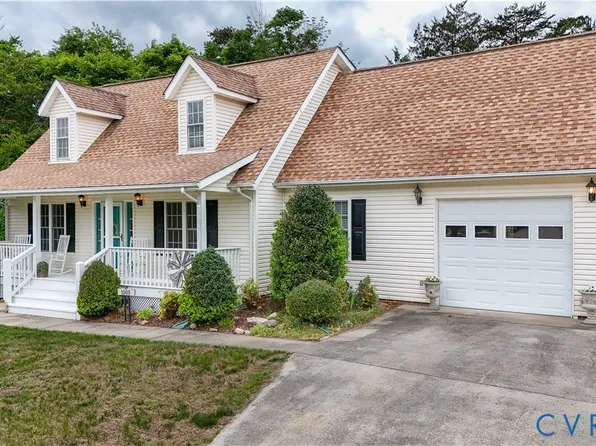 1505 4th Avenue Ext, Farmville, VA 23901