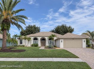 329 Sandhurst Dr, Melbourne, FL 32940