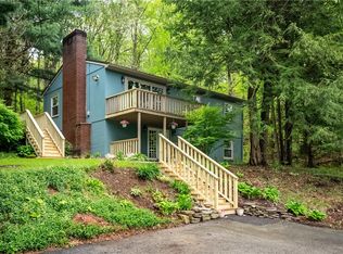 2280 Orangeville Rd, Hermitage, PA 16148