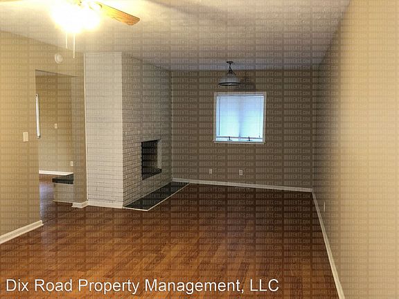 2nd image of 915 N University Blvd