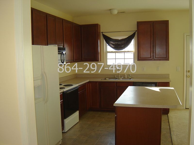 2nd image of 206 Summerston Pl