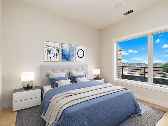 4th image of 287 Maverick St #Penthouse 508