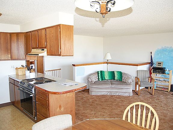 5th image of 569 Ocean Shores Blvd SW