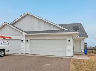 275 21st Ave SW, Cambridge, MN 55008