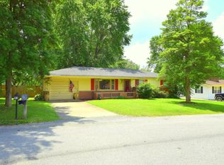 93 Barnes Rd, Harrisburg, IL 62946