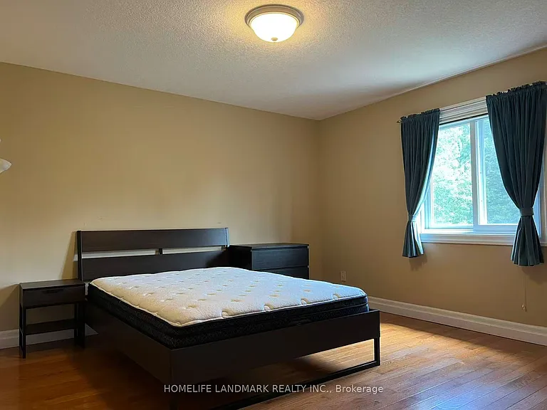 579 Violet St — Photo 14