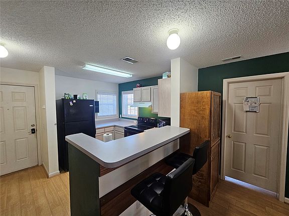 4th image of 188 University Village Dr APT L