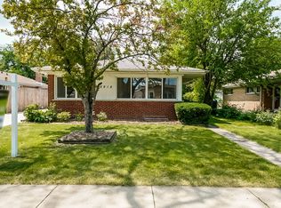 8918 National Ave, Morton Grove, IL