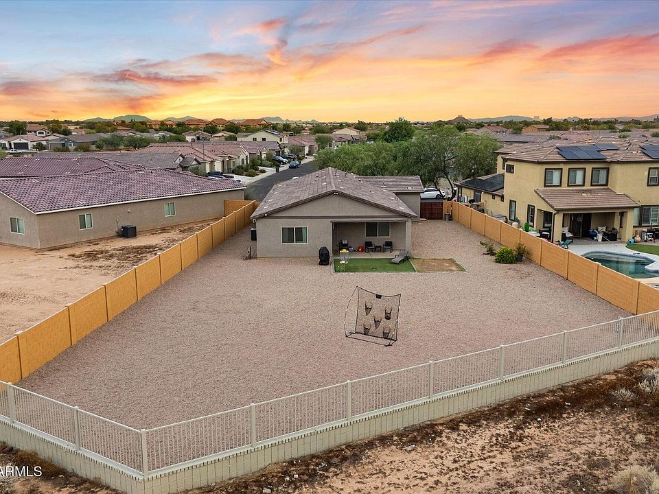 1st image of 898 E DIAMOND Drive