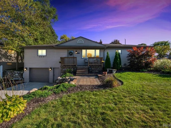 6665 Laurelton, Clarkston, MI 48346