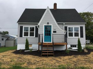 515 Steele St, Algoma, WI 54201