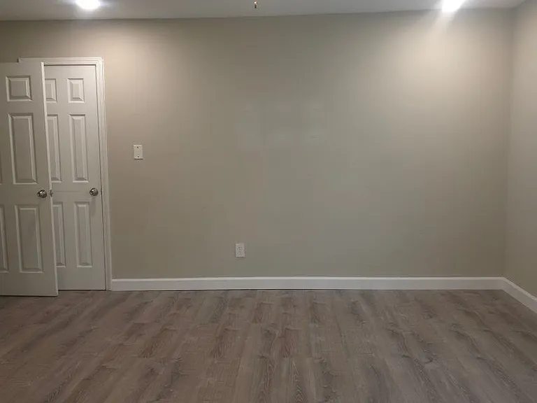 3121 General Twining St — Photo 12