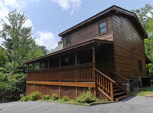 1631 Ginnys Trl, Sevierville, TN 37876