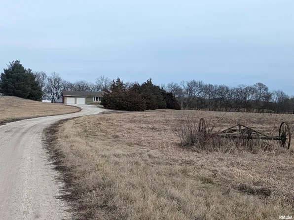 10356 N Manito Rd, Manito, IL 61546