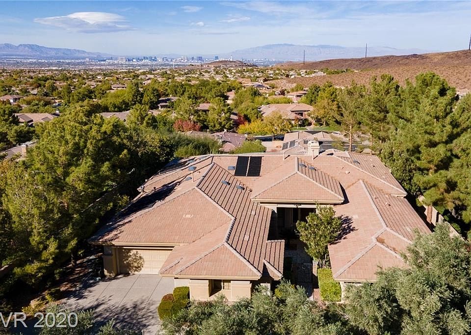 1st image of 28 Club Vista Dr