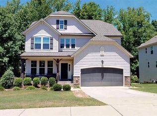 104 Abbeville Ln, Holly Springs, NC 27540