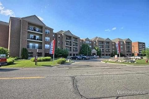 1st image of 2308 Country Club Dr