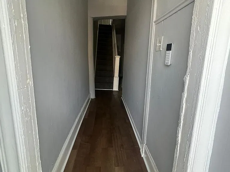 2437 E Biddle St — Photo 1