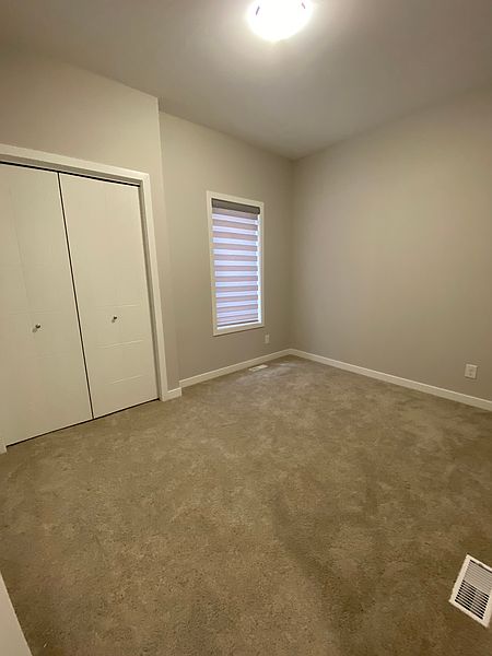 Winnipeg House for rent - 4 Bedrooms — photo 9
