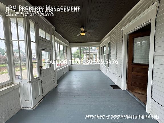 3rd image of 116 11th St NE