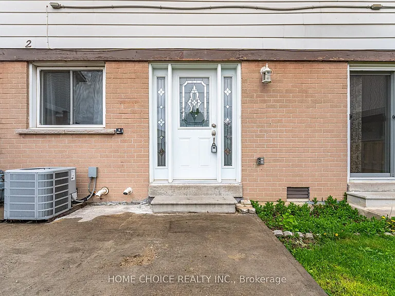 2 Hunt Club Dr — Photo 6