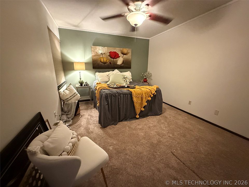 2nd image of 12522 E 15th Pl